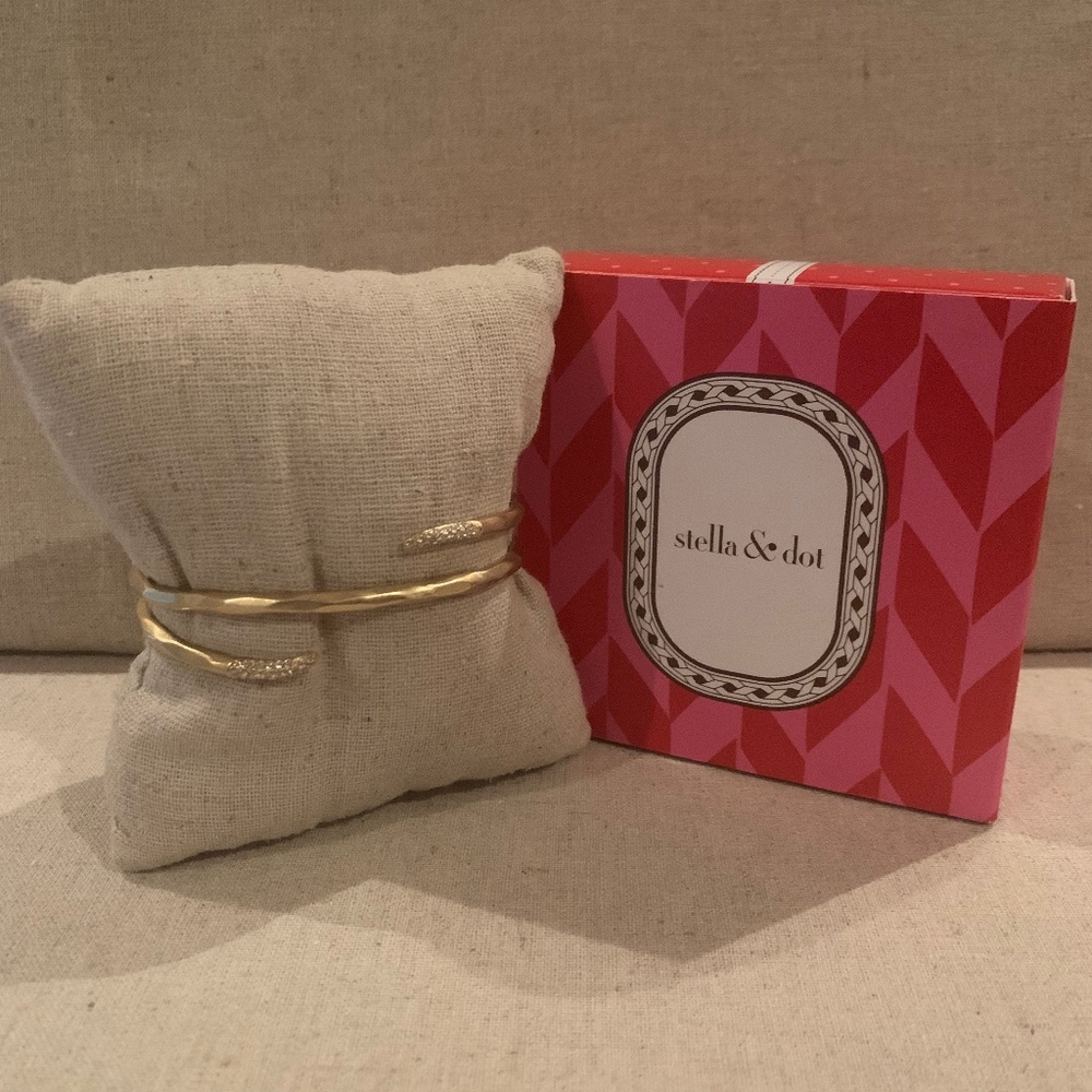 Stella & Dot Adeva Cuff